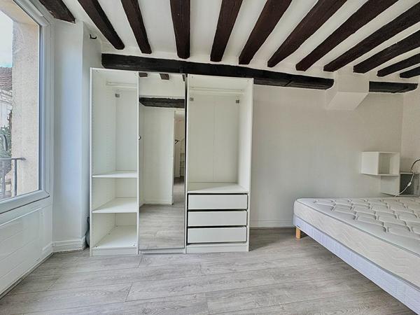 Appartement 2 pièces PARFAIT ETAT à SAINT MAURICE