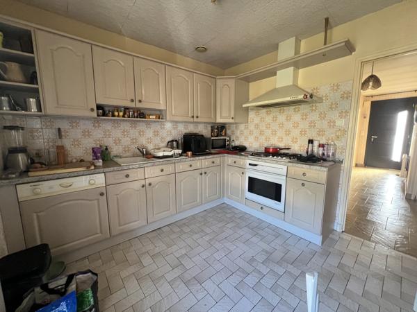 Maison 3 chambres et sous sol Cransac les therme Aveyron