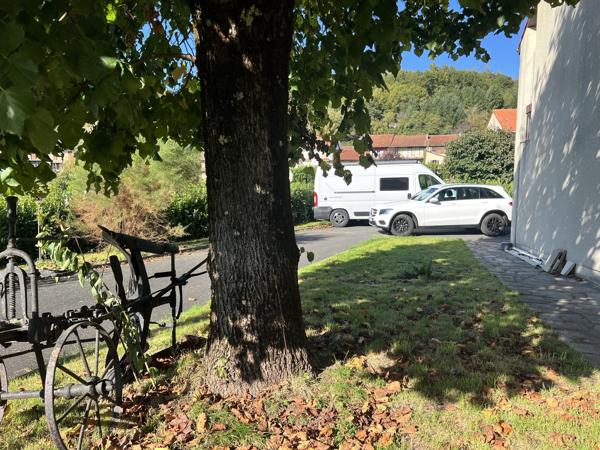 Maison 3 chambres et sous sol Cransac les therme Aveyron