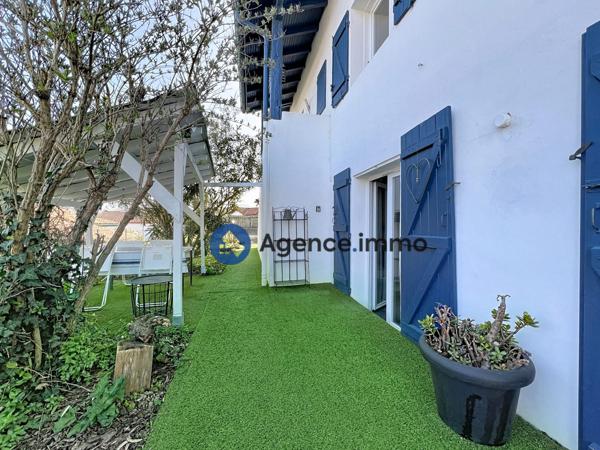 À vendre - Maison traditionnelle, 6 pièces située à Urrugne (64122)