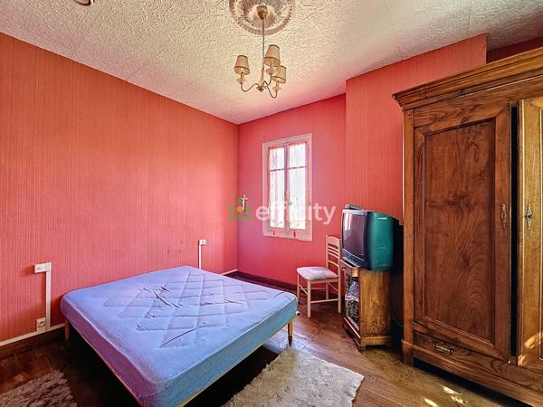 Maison 9 pièces - 163 m² Exclusivité efficity