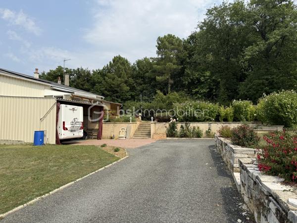 Immeuble mixte de 695 m²