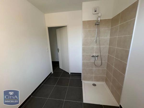 Appartement à louer 3 pièces 62.65m² Port-de-Bouc (13110)