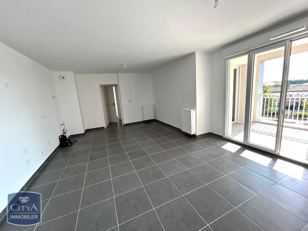 Appartement à louer 3 pièces 62.65m² Port-de-Bouc (13110)