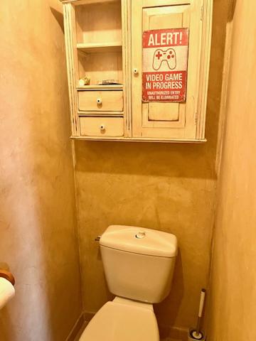 L'Isle-sur-la-Sorgue (84800) Magnifique appartement de 75 m², L’Isle-sur-la-Sorgue