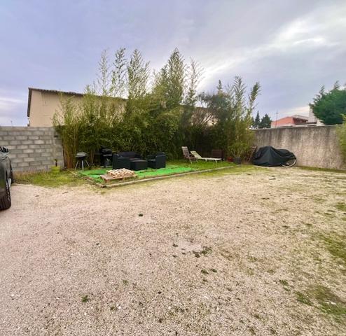 L'Isle-sur-la-Sorgue (84800) Magnifique appartement de 75 m², L’Isle-sur-la-Sorgue