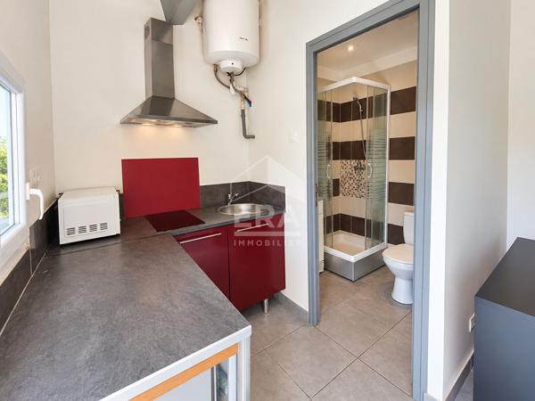 Perpignan Centre : ensemble immobilier de 4 studios meublés à vendre