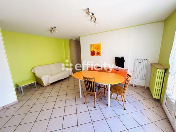 Appartement
         3 pièces
        - 51 m² 142 500 € *