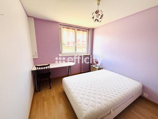 Appartement
         3 pièces
        - 51 m² 142 500 € *