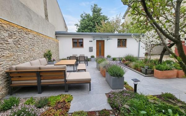 Maison à vendre    2 pièces • 23,50 m2 Saint-Maur-des-Fossés