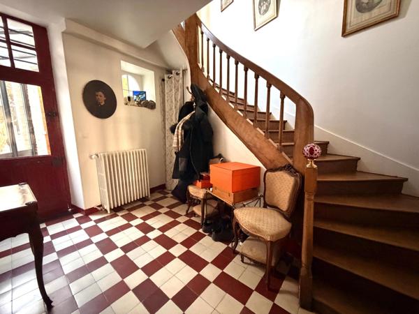 Masion de ville soignée