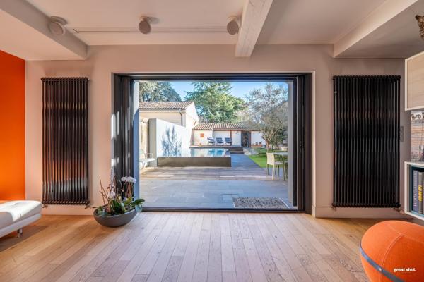 Maison 169 m² avec piscine à débordement et dépendance