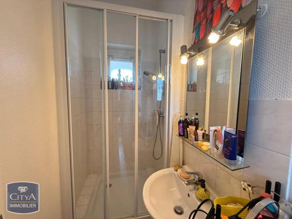 Appartement à louer 5 pièces 52.04m² Saint-Étienne (42100)