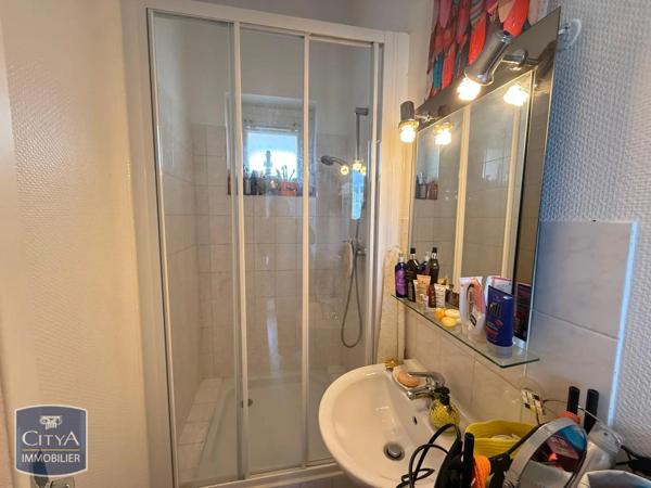 Appartement à louer 5 pièces 52.04m² Saint-Étienne (42100)