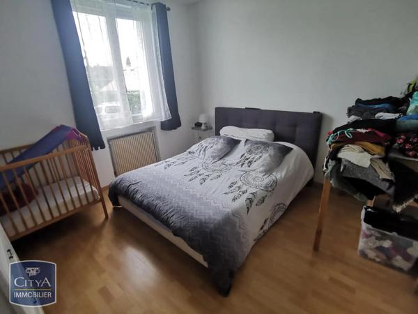 Maison à louer 4 pièces 90m² Saint-Romain-le-Puy (42610)