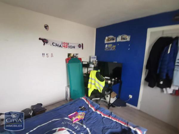 Maison à louer 4 pièces 90m² Saint-Romain-le-Puy (42610)