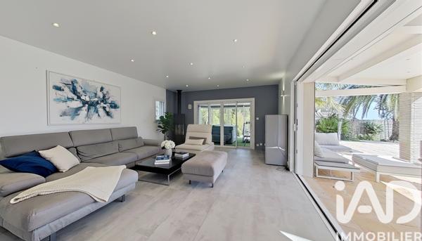 Maison à vendre 6 pièces 156 m² Roquebrune-sur-Argens