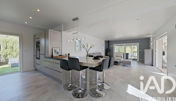 Maison à vendre 6 pièces 156 m² Roquebrune-sur-Argens