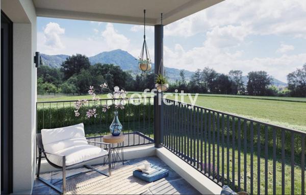 Appartement
         5 pièces
        - 100 m² 429 000 € *