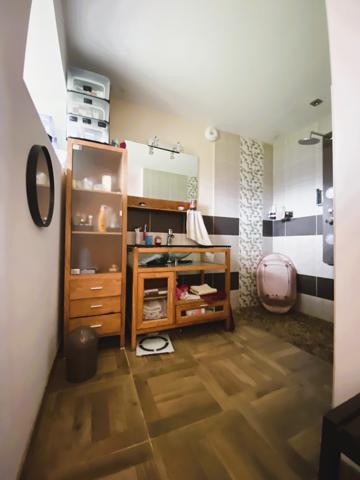 Iffendic (35750) Belle longère mitoyenne