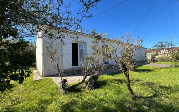 Maison à vendre    3 pièces •  Saint-Pierre-d'Oléron