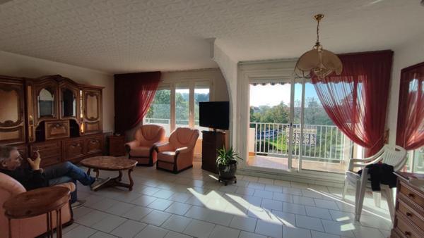 Appartement à vendre 3 pièces MEYZIEU (69)