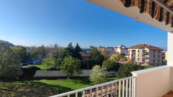 Appartement à vendre 3 pièces MEYZIEU (69)