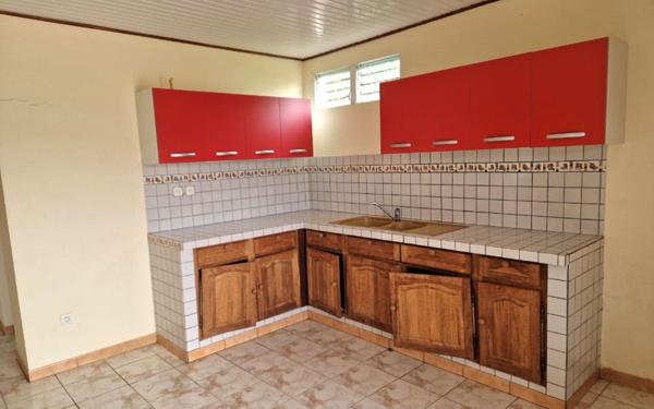 Maison à vendre    4 pièces •  Le François