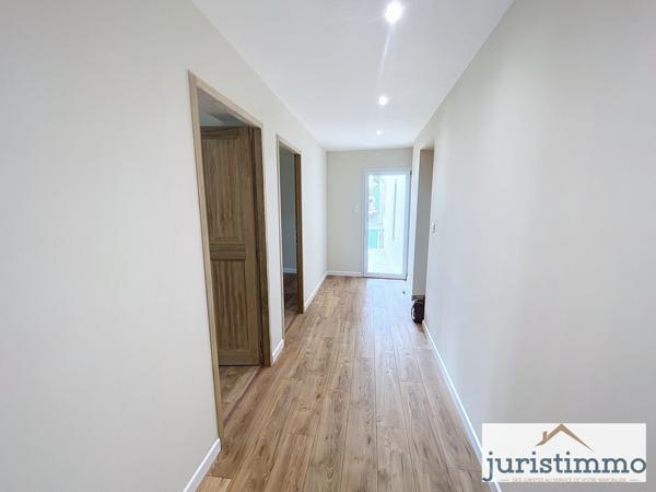 Orange (84100) Immeuble de charme unique et exceptionnel au cœur d'Orange , entièrement rénové avec jardin.