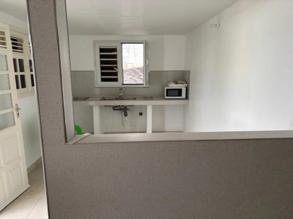 Immeuble de 5 logements à vendre LE VAUCLIN (97280), refait à neuf !
