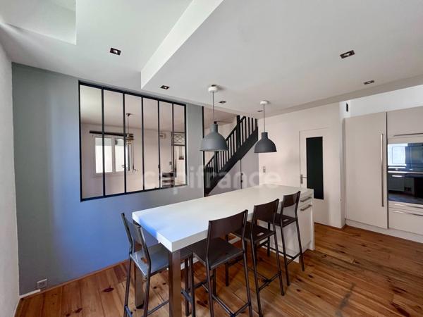 Maison type Loft - hypercentre Tarbes avec terrasses et double parking