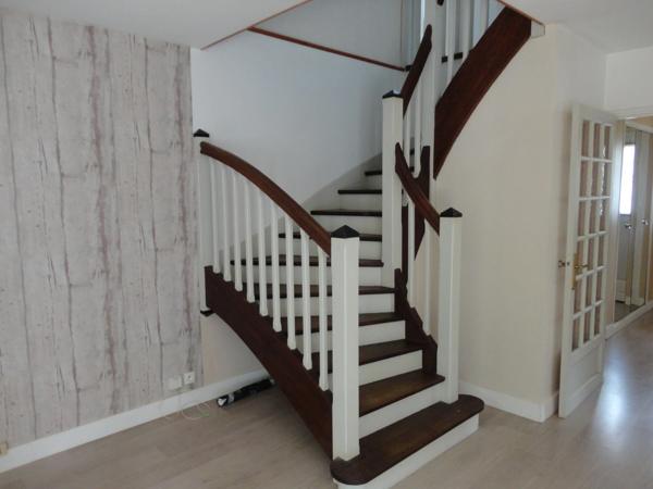 Dpt Tarn (81), à vendre Castres villa P6 de 124 m² sur terrain 358 m² avec terrasse et garage