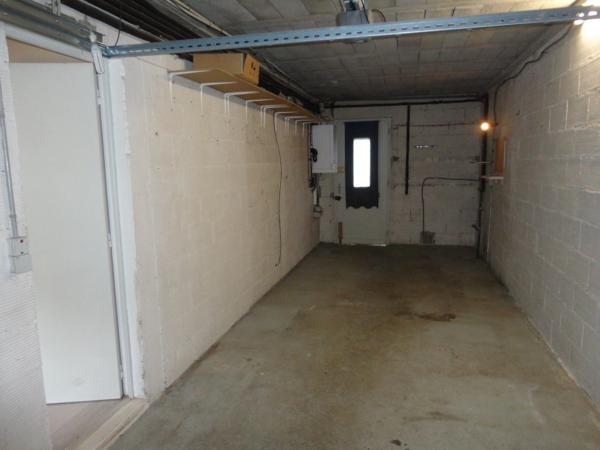 Dpt Tarn (81), à vendre Castres villa P6 de 124 m² sur terrain 358 m² avec terrasse et garage