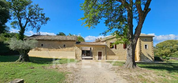 Exceptionnelle demeure historique restaurée et sa chapelle