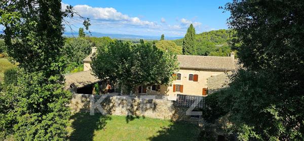 Exceptionnelle demeure historique restaurée et sa chapelle