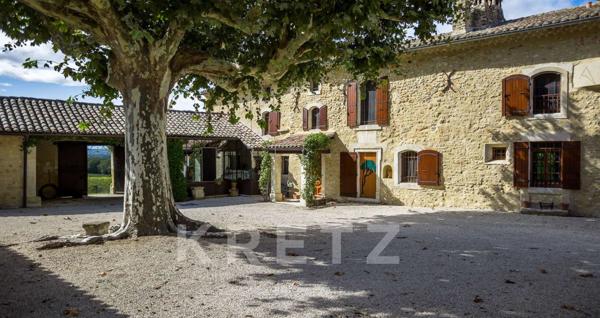 Exceptionnelle demeure historique restaurée et sa chapelle