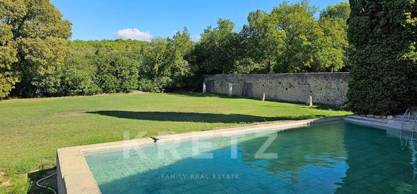 Exceptionnelle demeure historique restaurée et sa chapelle