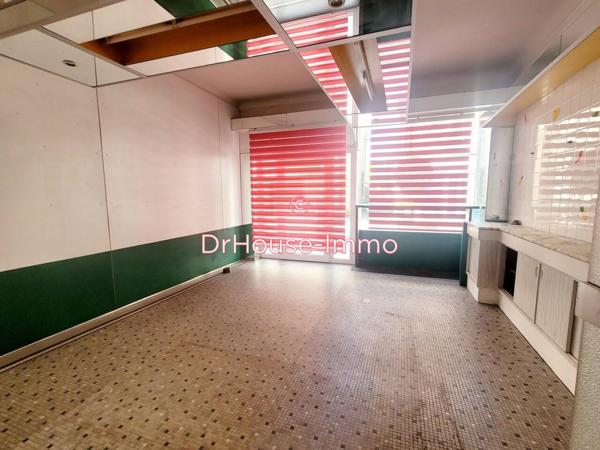 Commerce à vendre 6 pièces de 180 m²