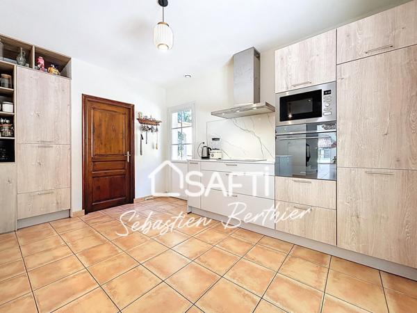 Rare ! Maison de maître avec terrain de 6244m² -25 min Rocade Toulousaine - Piscine 12X6 -Dépendances