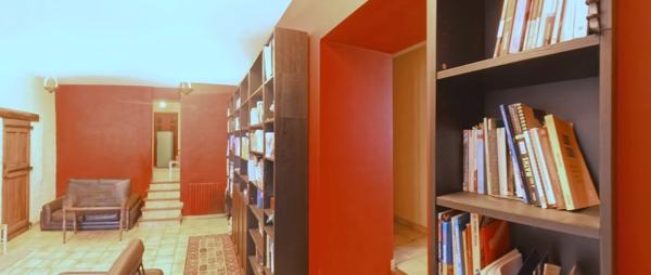 Maison de village (5 pièces + T2 indépendant) – Roybon