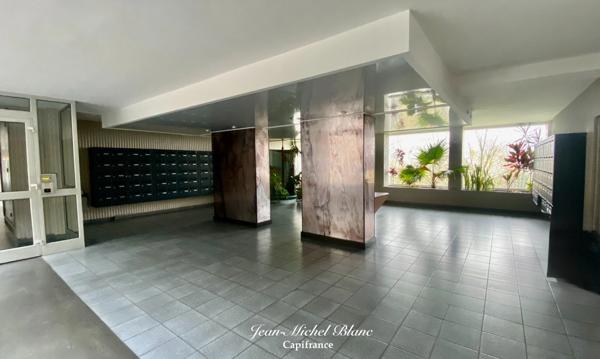 Appartement à vendre 6 pièces SAINTE FOY LES LYON (69) - ET SI VOUS PRENIEZ UN PEU DE HAUTEUR ?