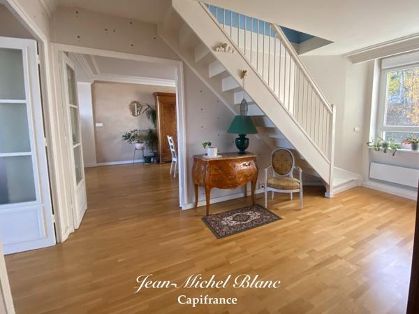 Appartement à vendre 6 pièces SAINTE FOY LES LYON (69) - ET SI VOUS PRENIEZ UN PEU DE HAUTEUR ?