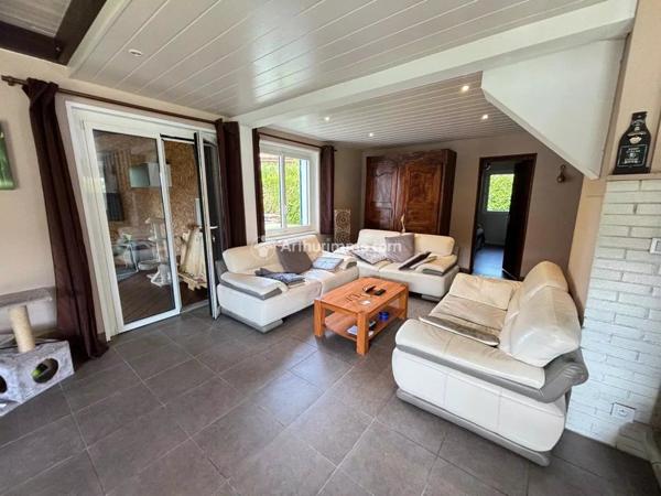 Vente Maison 4 pièces 145 m2 à Neuvecelle