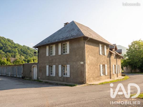 Maison à vendre 5 pièces 203 m² Campan