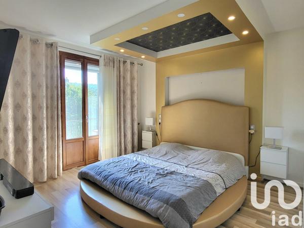 Appartement 3 pièces de 74 m² à Cognin (73160)