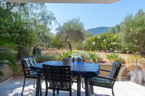 Appartement T2 à vendre  2 pièces - 50,31 m 2   CAVALAIRE SUR MER  - 83