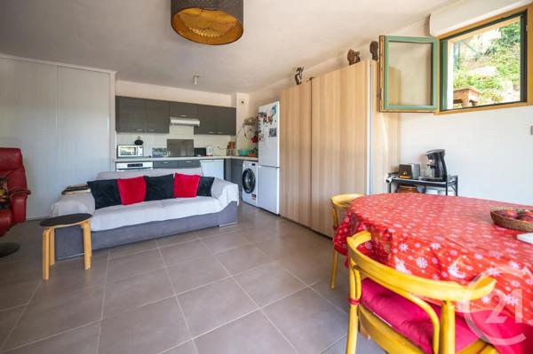 Appartement T2 à vendre  2 pièces - 50,31 m 2   CAVALAIRE SUR MER  - 83