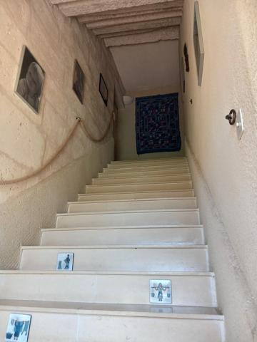 La Rochebeaucourt, grande et belle maison en pierres, superbement rénovée, prête à habiter, au calme, avec vues, aux portes de la dordogne