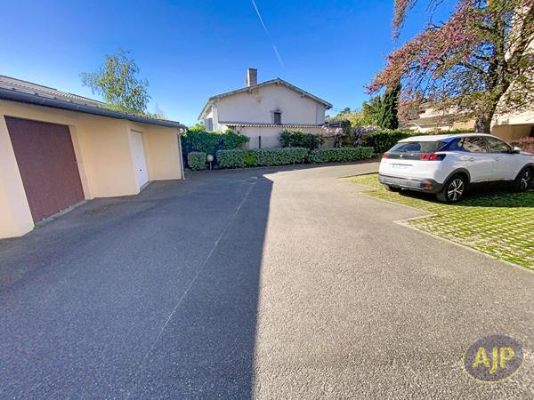 Vente appartement Bordeaux : 440 000 € - AJP Immobilier Le Bouscat