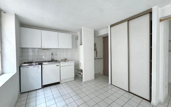 Appartement à vendre    2 pièces •  Toulouse